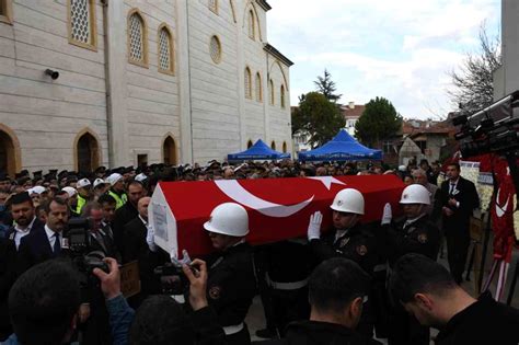 Samsunda alkollü sürücünün çarpması sonucu şehit olan polis memuru son yolculuğuna uğurlandı